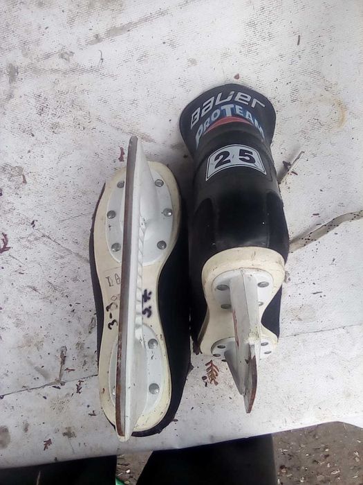 Кънки за лед с един и два канта