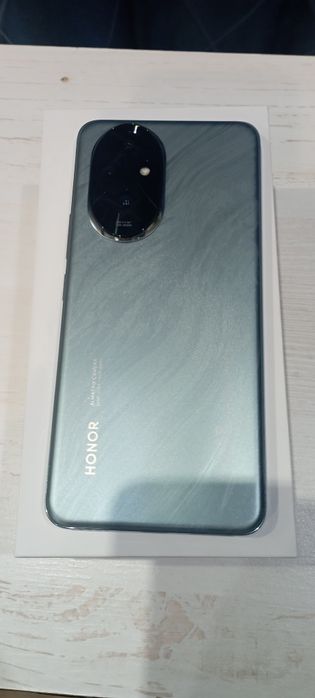 Honor 200 в отличном состоянии
