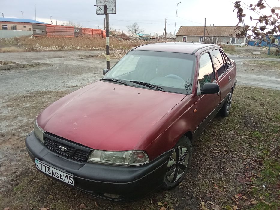 Продам машину Daewoo Nexia