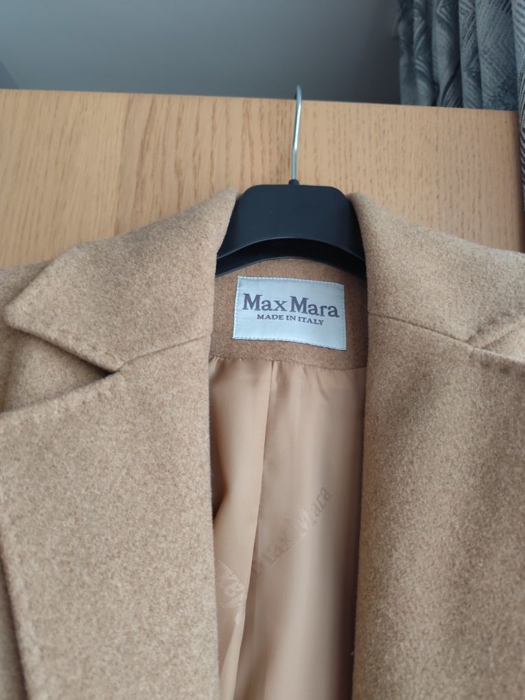 Дамско палто Max Mara