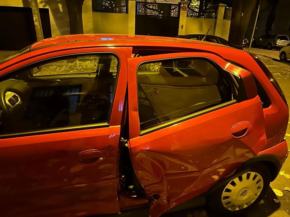 Opel Corsa 1.4 benzină avariată