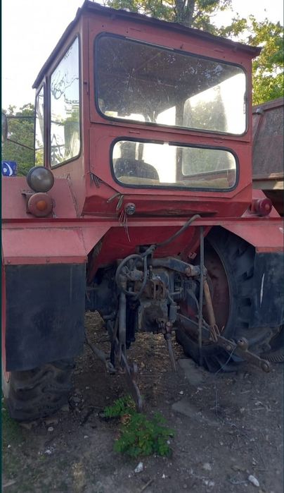 De vanzare tractor U650M
