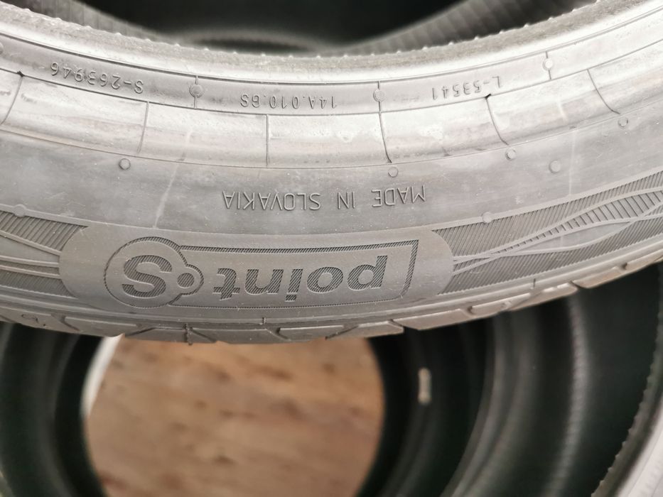 Vand anvelope de vara 245/40x19 marca Points