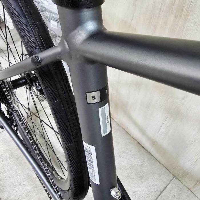 Велосипед GIANT ESCAPE 1 PLUS новая модель 2026!