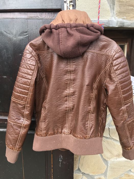 Пролетно- есенно кожено яке за момче