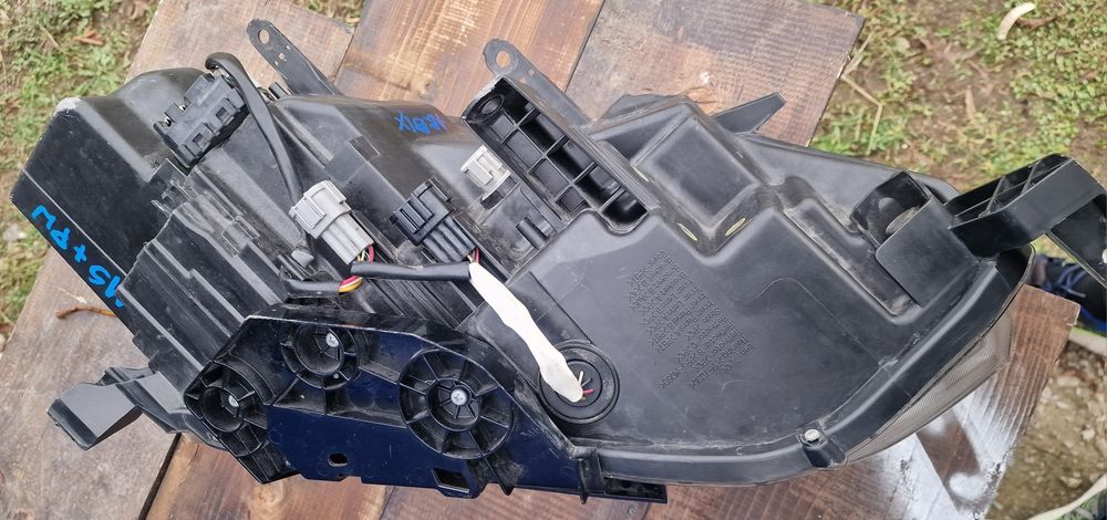 Фар ляв X-Trail full led перфектен оригинален