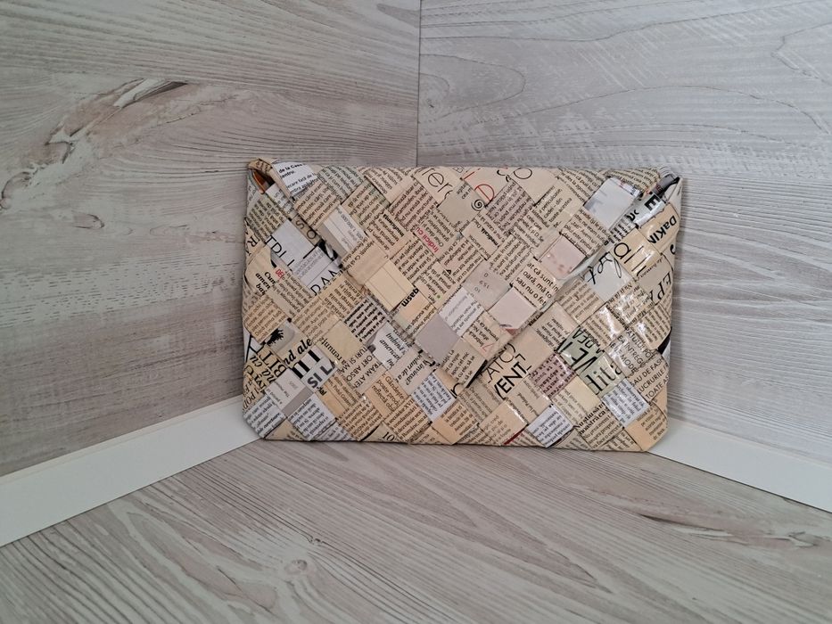 Plic/poseta din hartie de revista