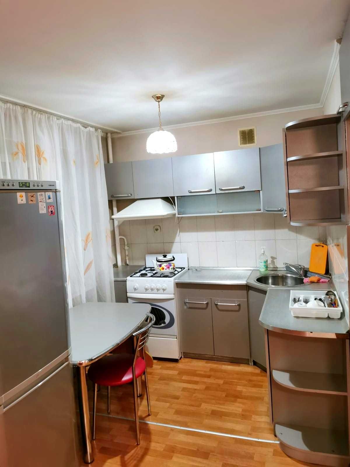 Продам однокомнатную Центр