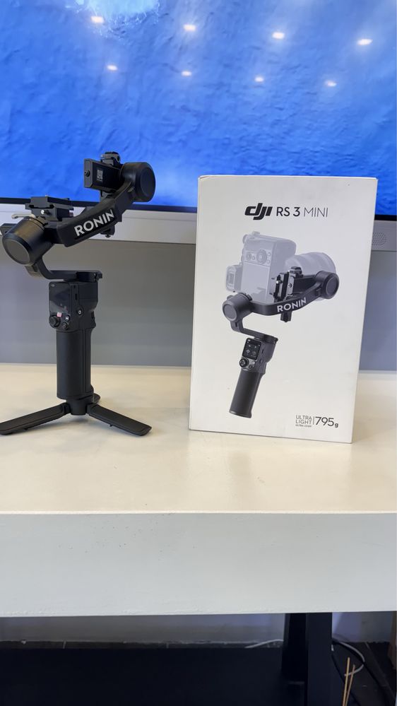 Стабилизатор DJI RS 3 Mini