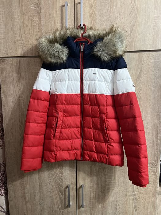 Geaca Femei Slimfit Tommy Hilfinger - Marimea S