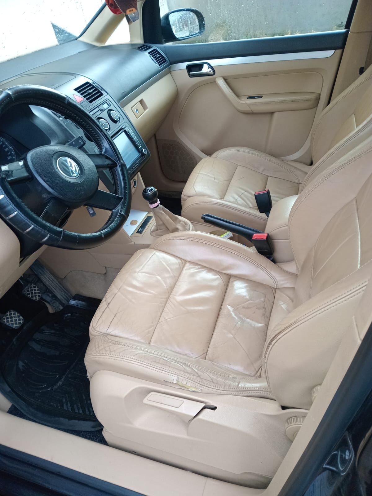 Volkswagen Touran 7 locuri