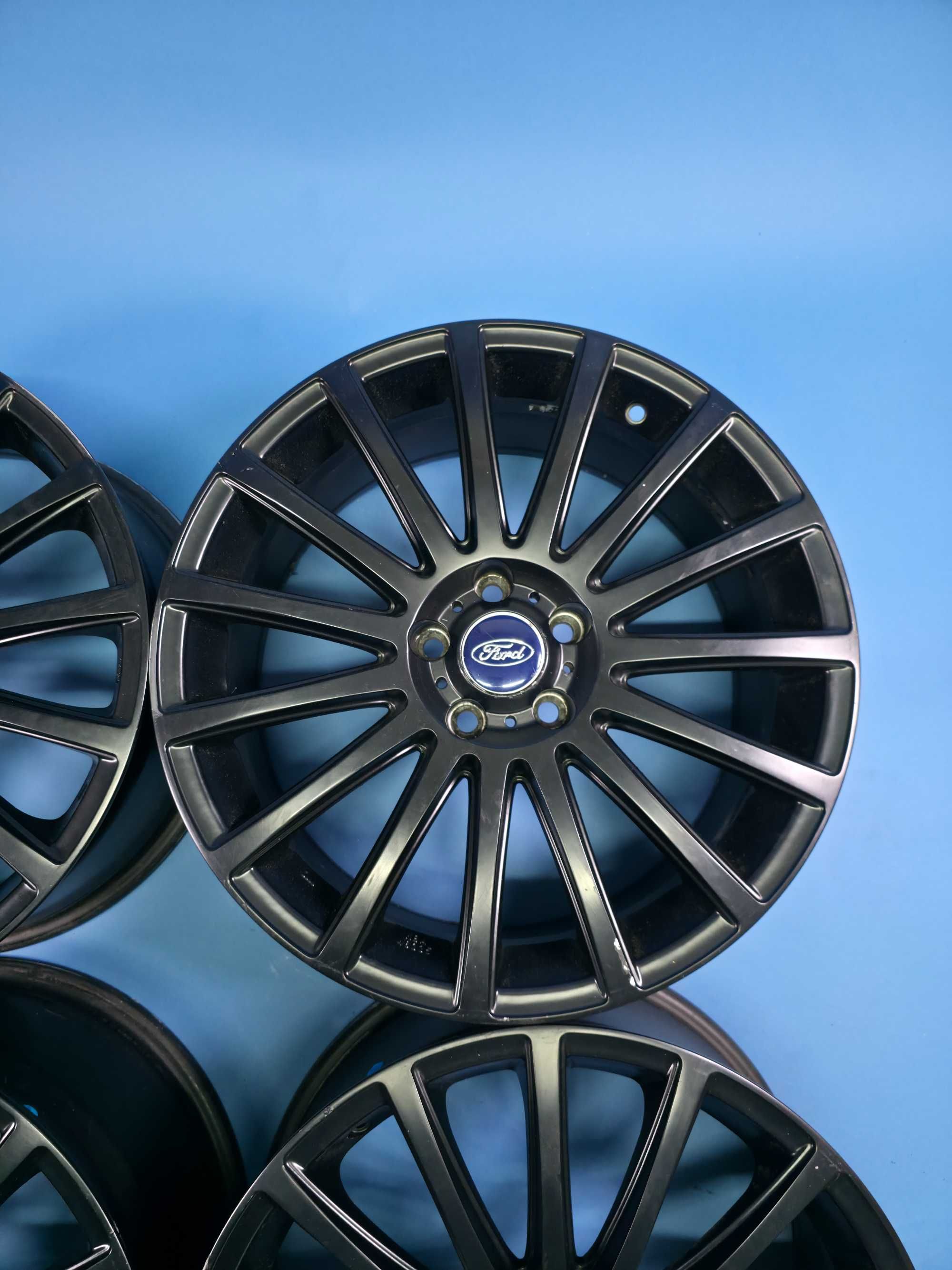 Jante Aliaj 5x108 18'' Ford Kuga Edge Focus Mondeo 8J ET 45 !