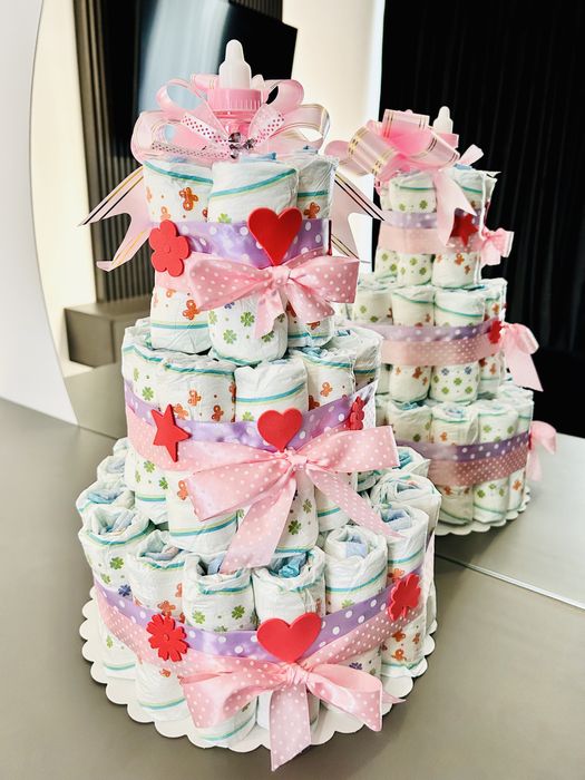 Tort din scutece pentru bebelusi 3 etaje