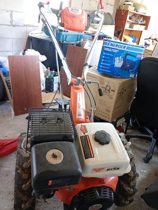 Vând motocultor 15 CP