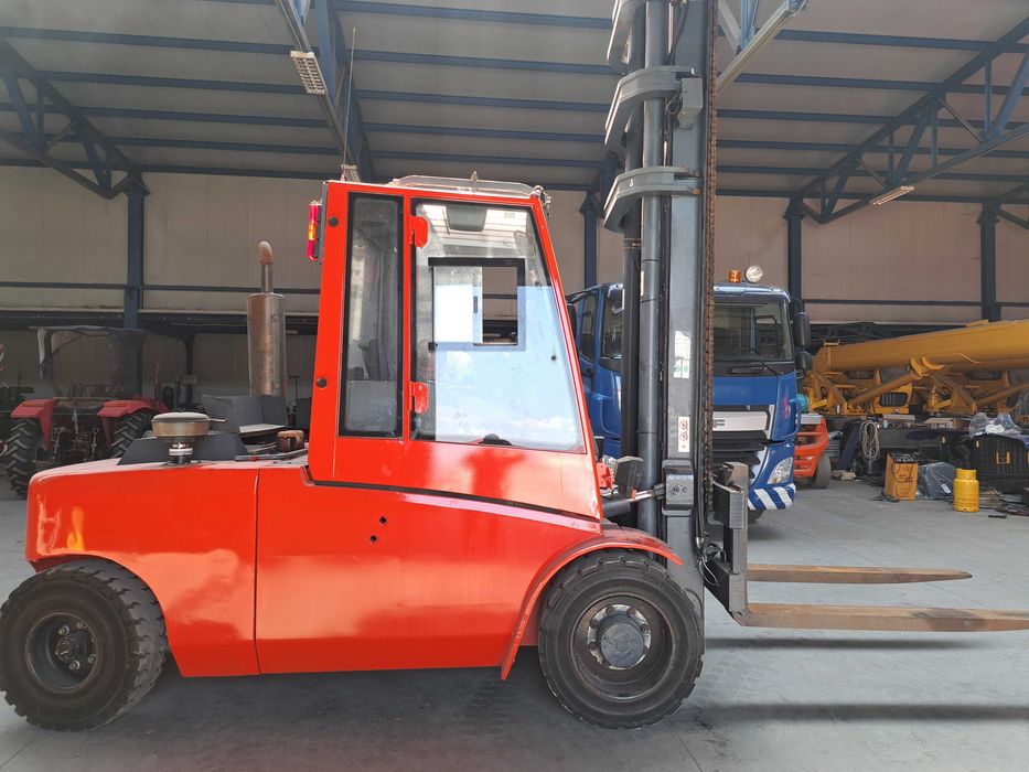 Stivuitor Dan Truck  9 tone , an 2013 , ridica la 6 metri
