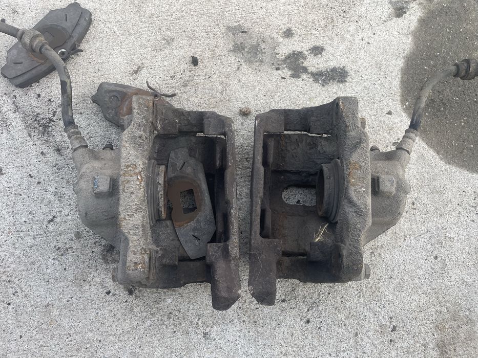 Etrier frana fata Renault Scenic 1 stanga / dreapta