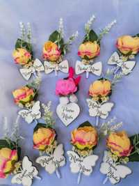 Flori de pus in piept personalizate