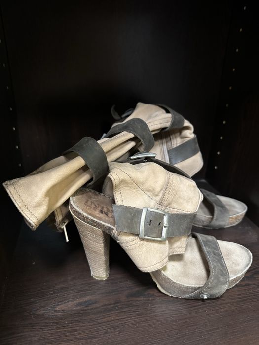 Дамски сандали естествена кожа