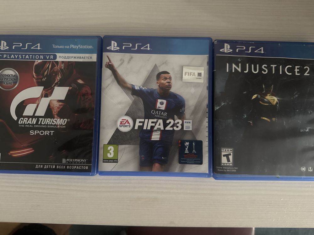Все 3 за 10к . Диск PS4