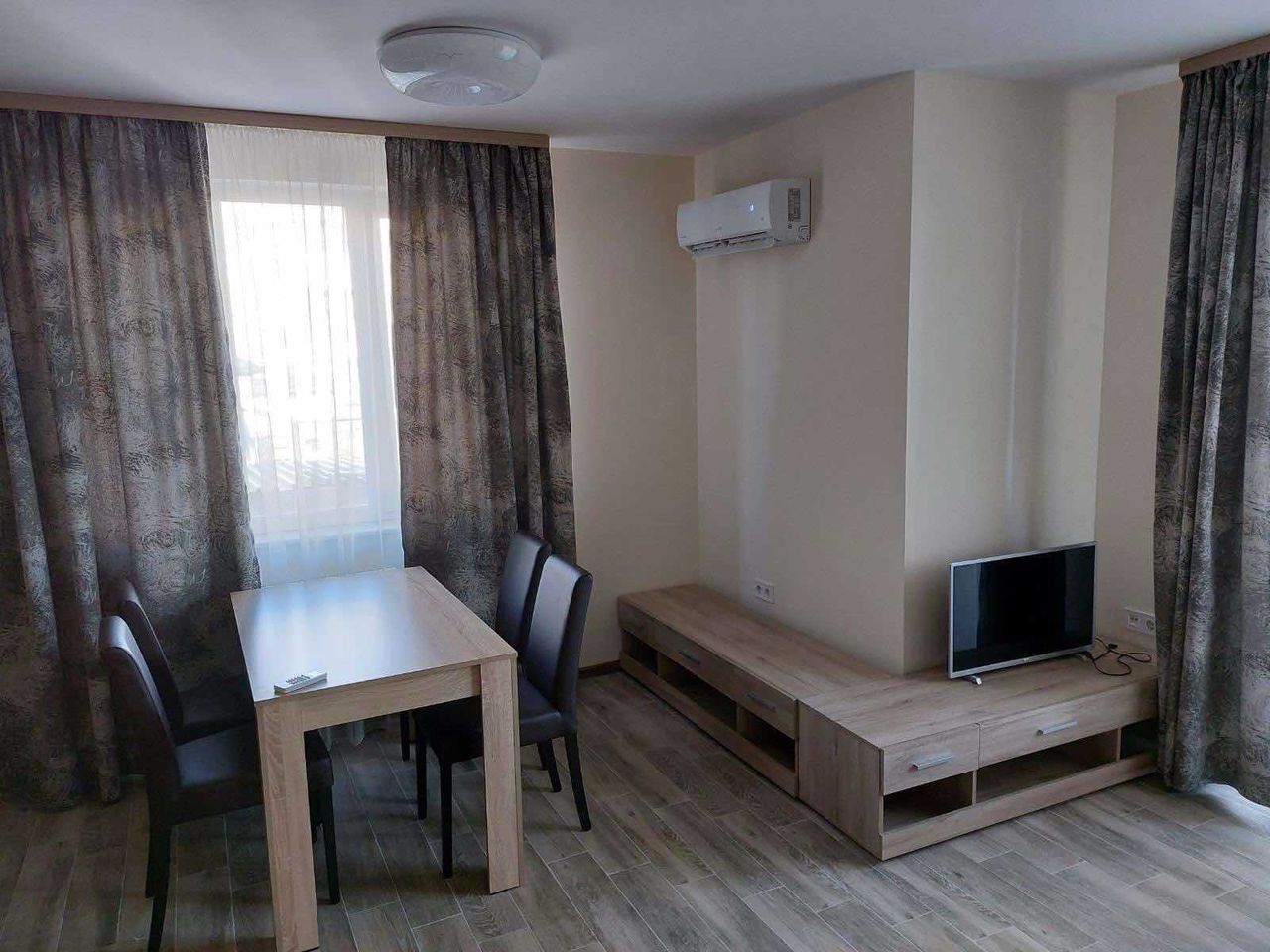 Дава се под наем Двустаен апартамент в София, Надежда 4 - 65 кв.м за 458.49 € - Снимка #1