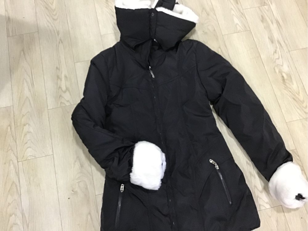 Куртка черная с белым мехом и джемпер толстый размер 46