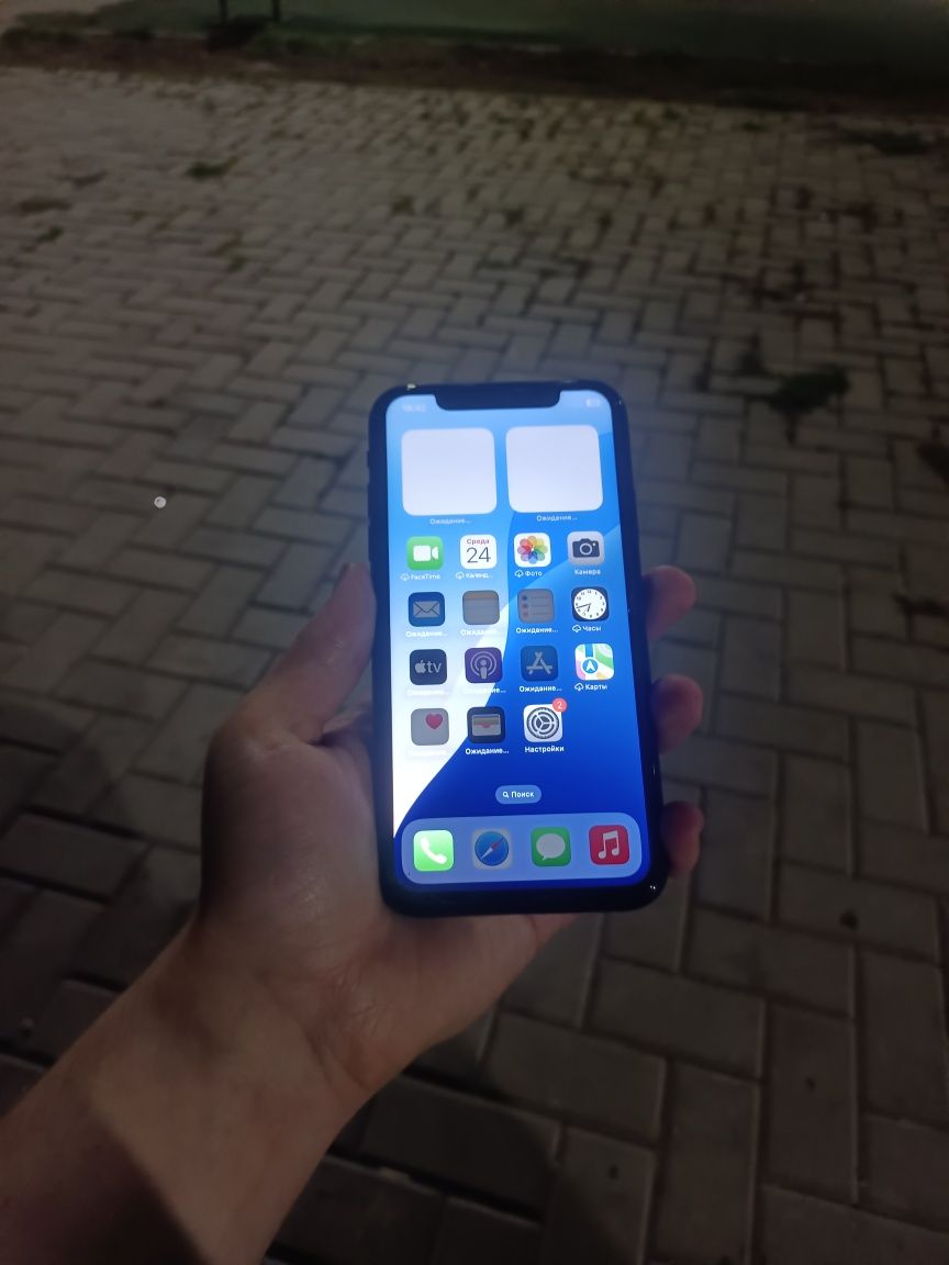 Iphone XR / 64gb / 81% АКБ / срочно / торг