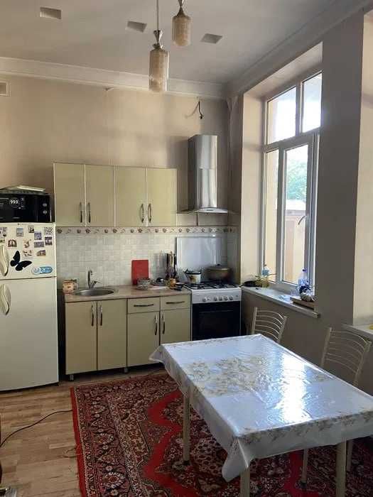 Район: Shayxontaxur Ko'kchada 7 xonali 2 etajli xovli sotiladi