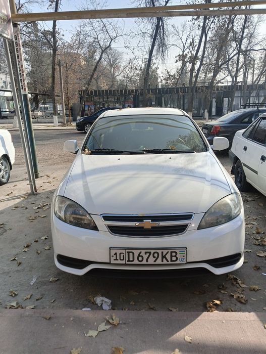 Продам Gentra 2018