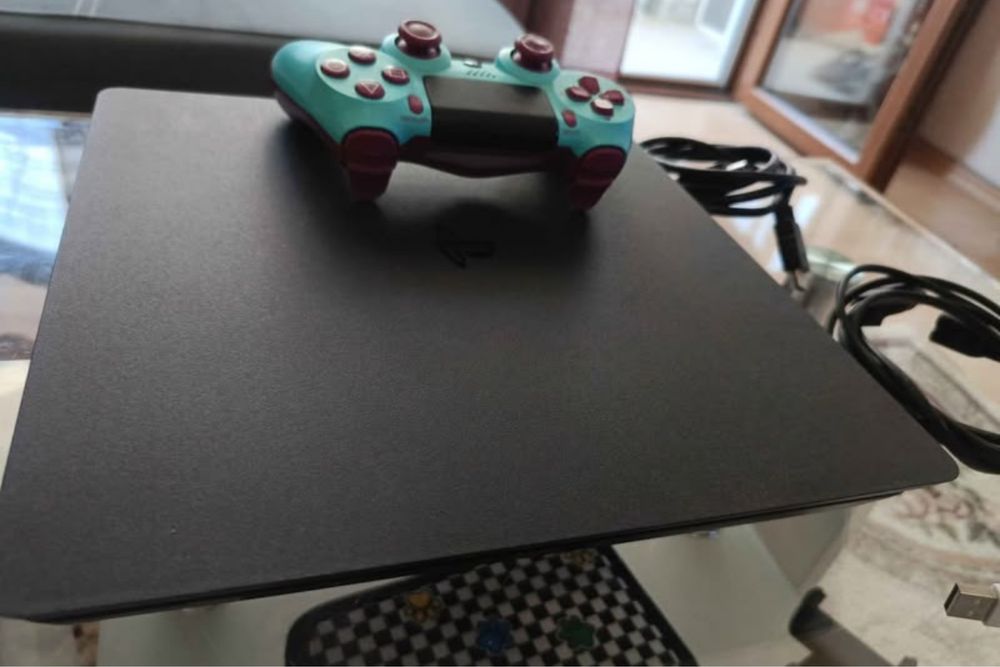 Playstation 4 slim 500GB