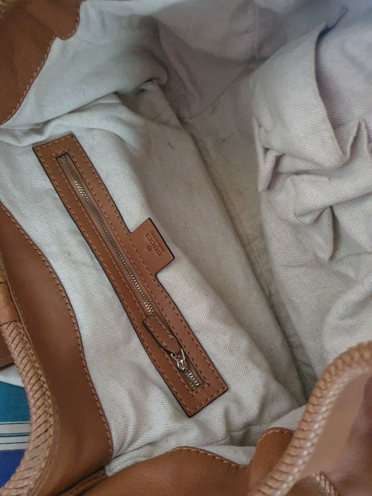 Gucci  чанта .Отлично състояние.
