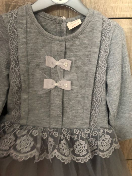 Лот рокли ,Нова рокля и дрешки размер 92