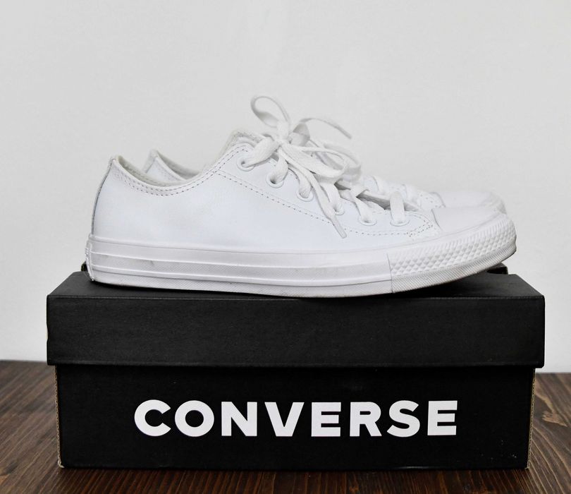 Бели кецове Converse - кожа 39 номер