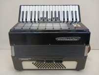 Acordeon Weltmeister Stela 60 bas