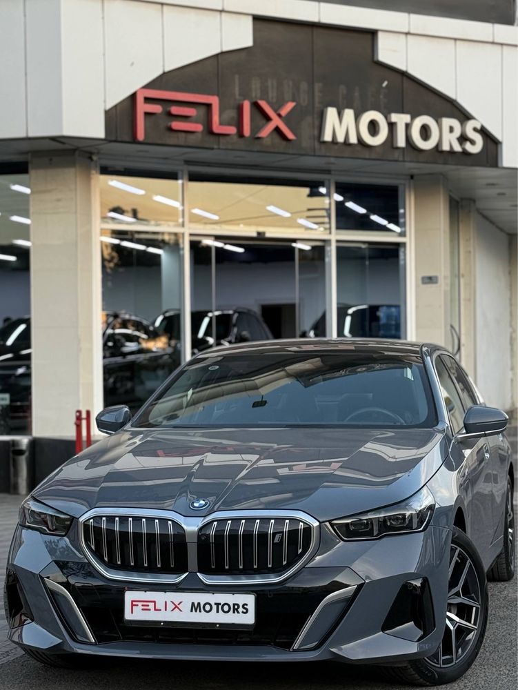 BMW i5 eDrive 35L