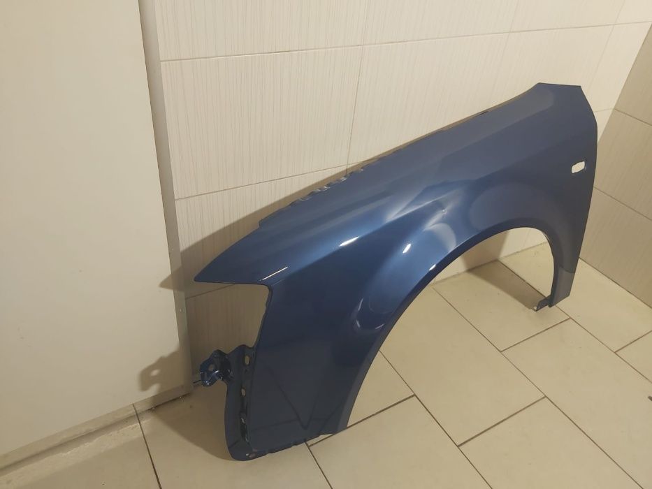 Aripa Fata Stanga Audi A4 B6 An 2000-2004 (Z5W (Albastru))