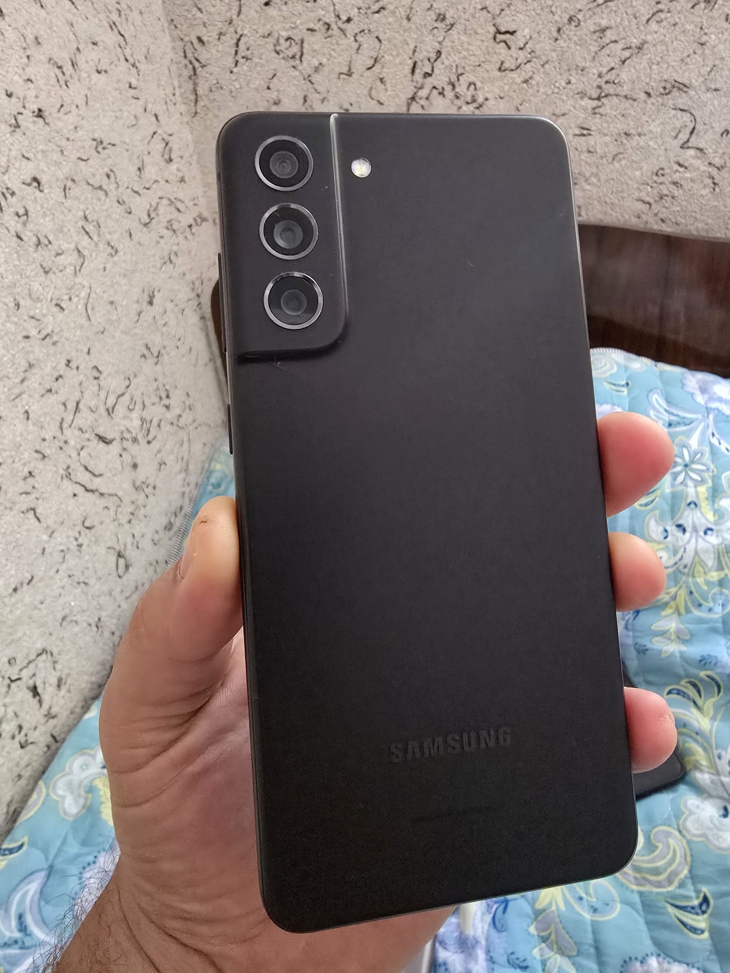 Samsung Galaxy s21 fe sotiladi abi yoq