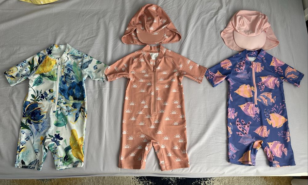 Costume baie intregi + sepci Next, UPF 50+, 98 si 104 cm, 3-4 ani