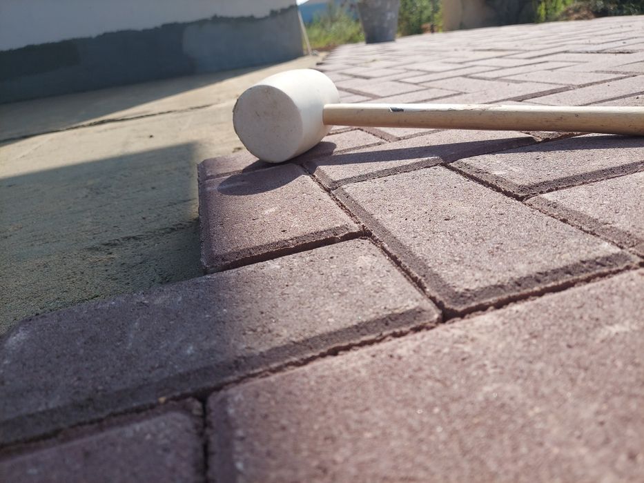 Укладка тротуарной плитки