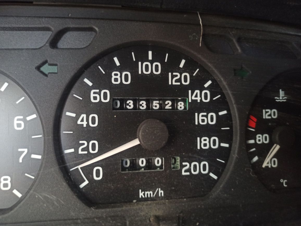 3110сотилади, 2001йил