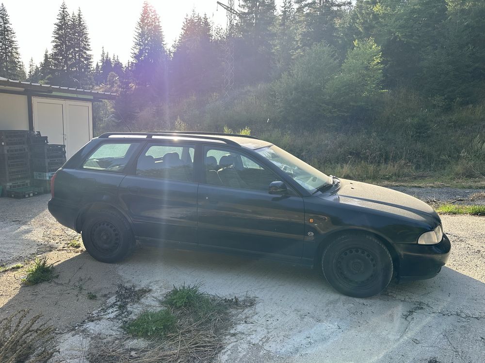 Audi A4 B5 1.8i На Части