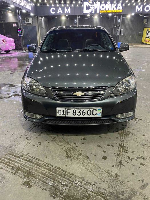 Chevrolet Gentra 2017/2018 Мокрый асфальт