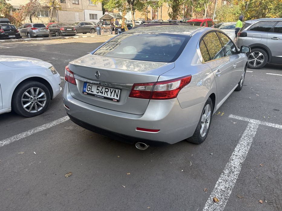 Renault Latitude