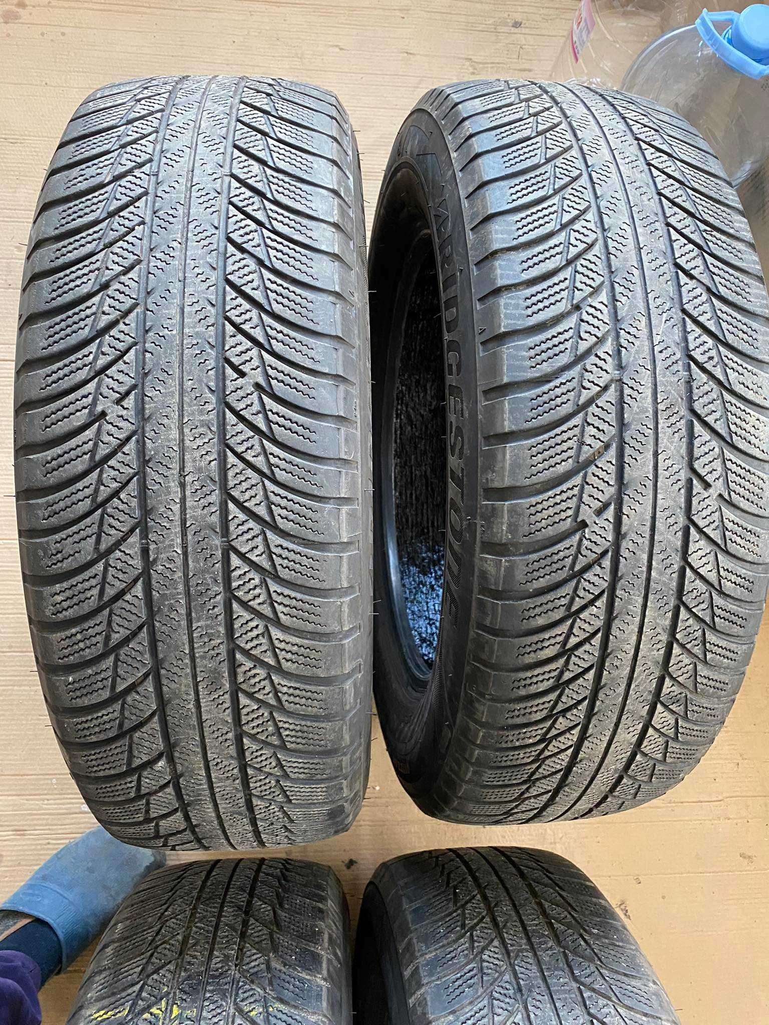 4бр. зимни гумиBRIDGESTONE Blizzak LM-001 215/65/17 99H B-SEAL