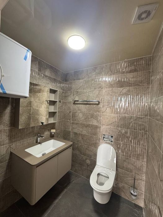 Сдается офис Бизнес Центр ZGG, Piramid Tower 117м2