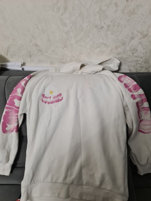 Одежда для девушек разная