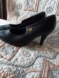 Нови български обувки Флавия Пловдив
