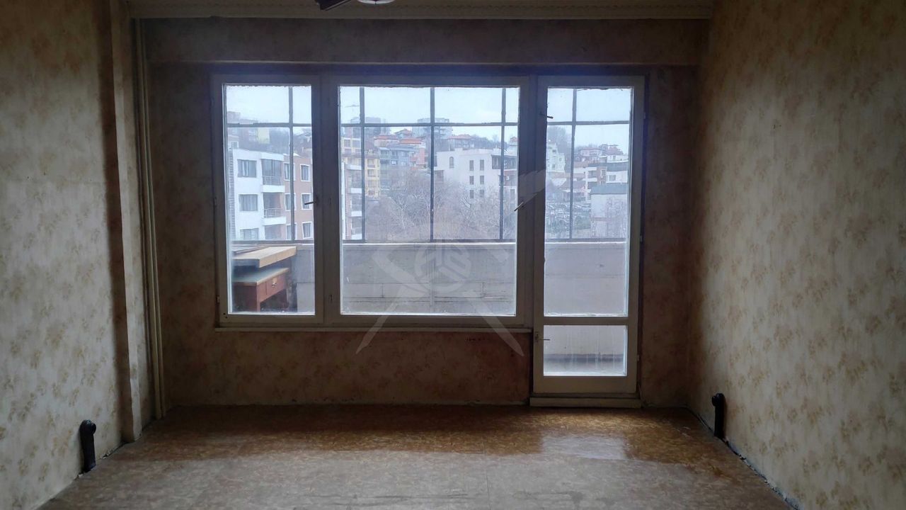 Продава се Двустаен апартамент в Варна, Възраждане 3 - 50 кв.м за 1318 €/кв.м - Снимка #2