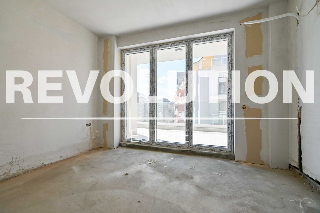 Продава се Тристаен апартамент в София, Хладилника - 133 кв.м за 1989 €/кв.м - Снимка #5