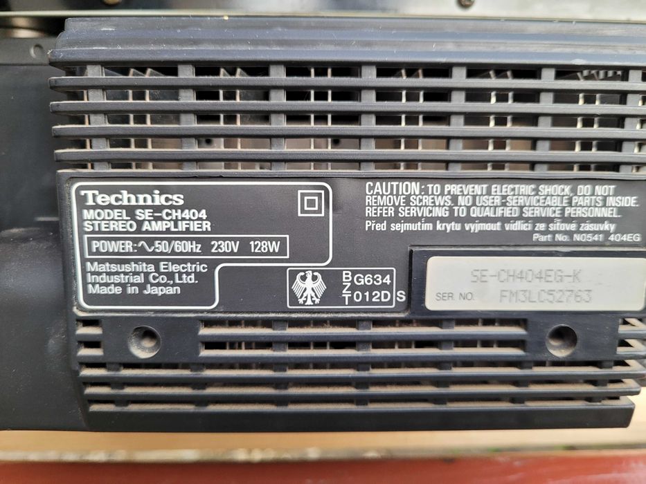 Sistem audio TECHNICS CH-404, dublu deck, cd player,tuner,amplificator