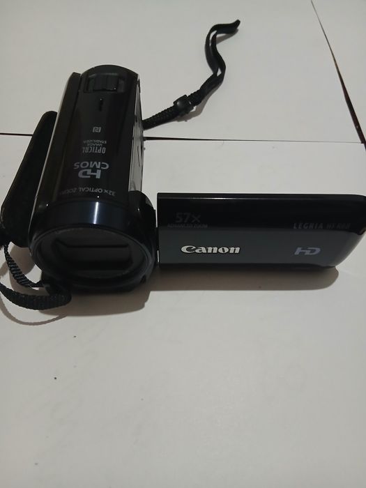 Видеокамера сотиладии холати идеал 64г флешка подарок